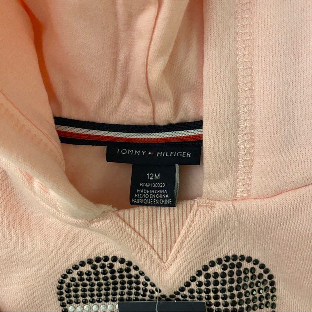 Tommy Hilfiger 2 Piece Sweatsuit set Size 12M Rhinestone heart New With Tags! - Picture 3 of 8